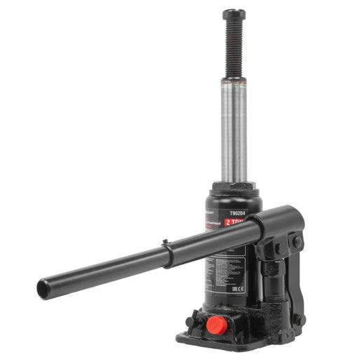 Lätt hydraulisk flaskdomkraft med pumphandtag.
Kapacitet - 2 ton.
Minimal lyfthöjd - 150 mm.
Maximal lyfthöjd - 280 mm.
Slaglängd - 80+50 mm.